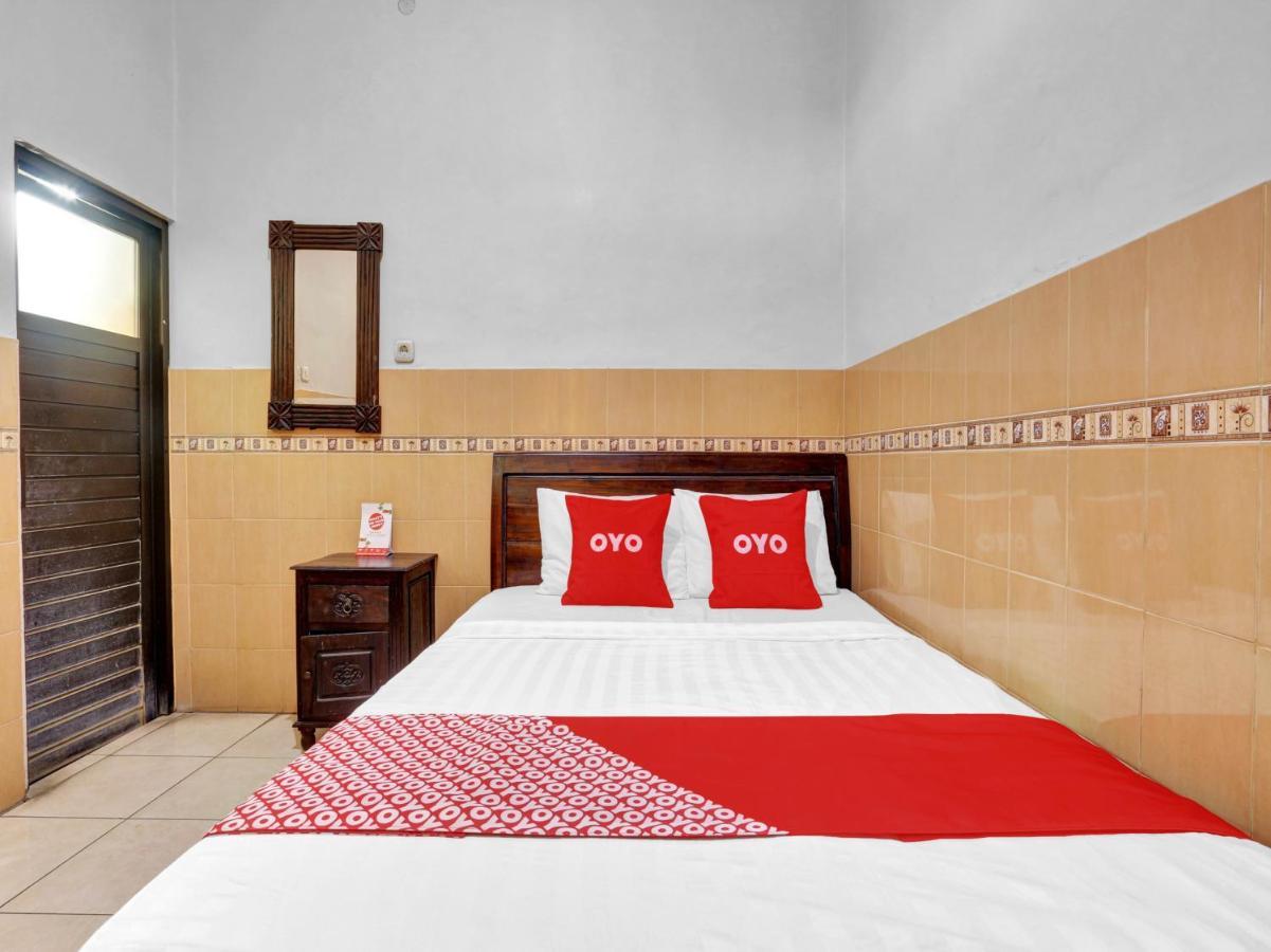 Oyo 90695 Srikandi Nologaten Hotell Yogyakarta Eksteriør bilde