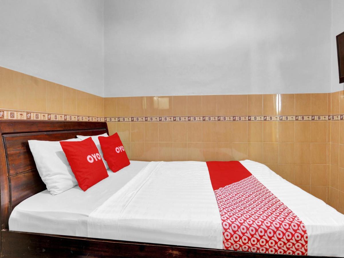 Oyo 90695 Srikandi Nologaten Hotell Yogyakarta Eksteriør bilde